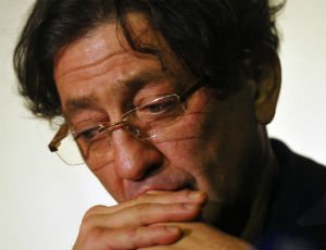 - Григорий Лепс упал со сцены во время концерта
