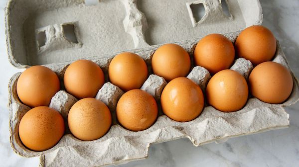  - 3 способа проверить свежесть яиц в вашем холодильнике 